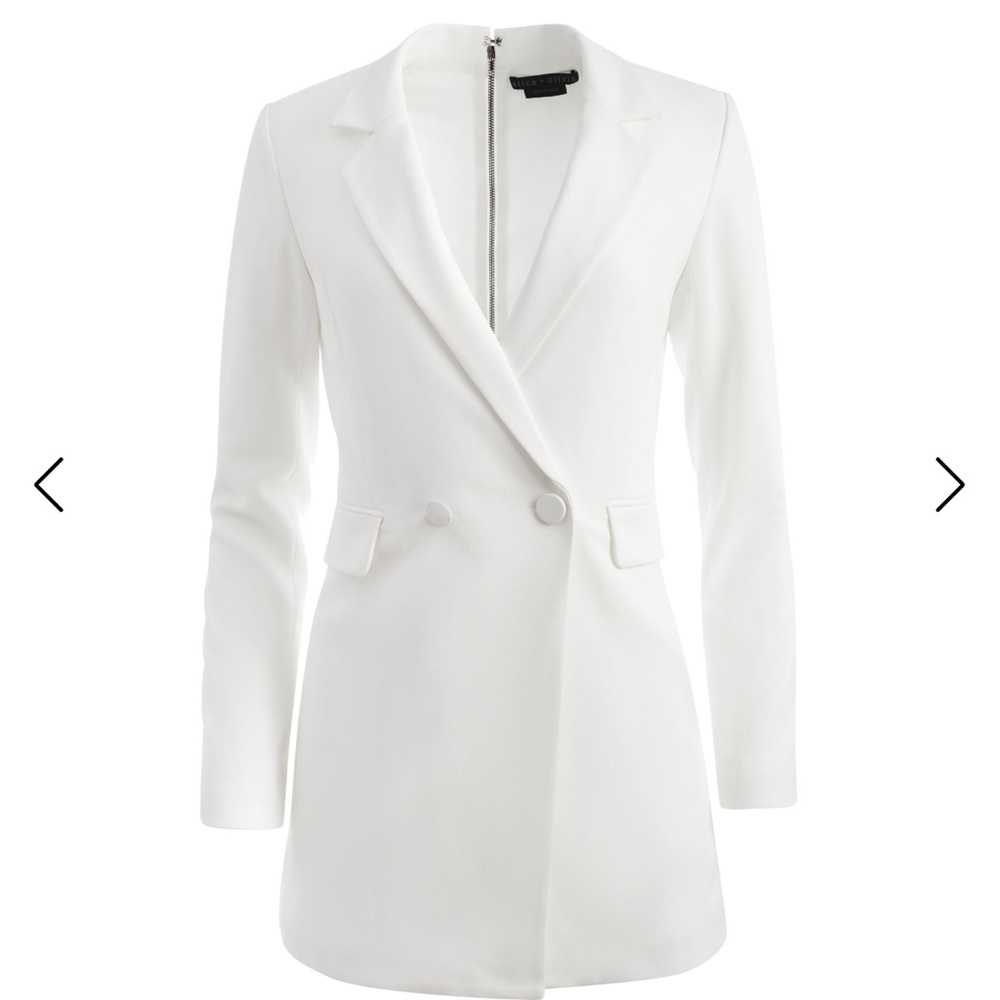 Alice+Olivia  KYRIE TUXEDO SKORT ROMPER